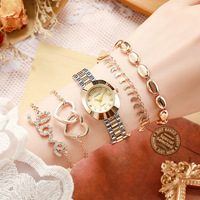 Montre à quartz analogique luxueuse, élégante et minimaliste sertie de diamants et ensemble pour femmes