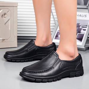 Nuovi stili leggero mulo nero con tacco classico Design formale mocassini <span class=keywords><strong>da</strong></span> <span class=keywords><strong>uomo</strong></span> Eva iniezione Casual impermeabile <span class=keywords><strong>da</strong></span> Chef scarpe Oem - Product Image 5