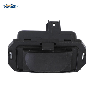 Interrupteur de hayon automobile, interrupteur d'ouverture de hayon 98091103 pour <span class=keywords><strong>Renault</strong></span> <span class=keywords><strong>Laguna</strong></span> II <span class=keywords><strong>2002</strong></span> - Product Image 1