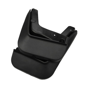 Guardabarros de plástico negro para BMW Serie 3 GT 2013-2020 - Product Image 2