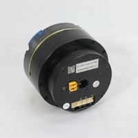 Moteur à arbre creux compact avec réducteur harmonique Leaderive et encodeurs ABS pour bras de robot de préhension