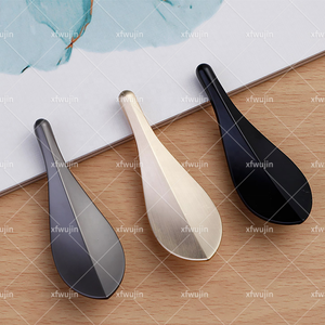 Modern Luxury Solid Metal Drawer Handle Loquat Leaf Creative Personality Cabinet Door Decoration Bag Parts Accessories XIAOFEI