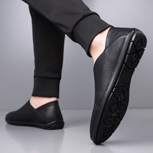 รองเท้าโลฟเฟอร์ลำลองหนังแท้บุรุษ พื้นนุ่ม สวมใส่ง่าย ส้นแบน พื้นยาง สำหรับใส่พักผ่อน ผลิตที่เวินโจว - Product Image 4