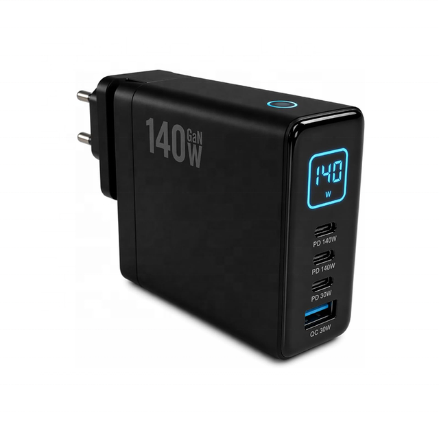 GAN 140W USB-C Fast Charging PD3.1 QC3.0 TFT Digital Display Smart AI Temperature Control Charger Adapter for Macbook Lenovo