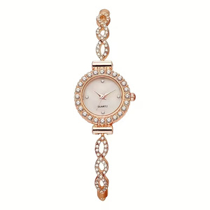 Fashionable and compact round women's bracelet <b>watch</b> with floral pattern women's quartz <b>watch</b> - Product Image 3