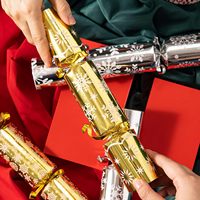 Crackers de Noël, boîte cadeau avec design personnalisé, laminage mat, avec blague et bonbons pour les décorations de fête de Noël et crème pour le visage