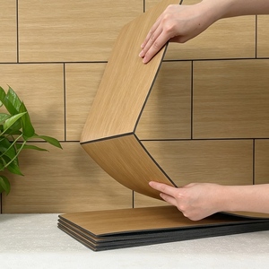 Panel de <span class=keywords><strong>Pared</strong></span> 3D Plegable Resistente a la Intemperie, Panel de Ladrillo Ranurado 3D Plegable, Proceso de Doblado Integrado, Revestimiento de Fachada <span class=keywords><strong>Exterior</strong></span>, Adhesivo <span class=keywords><strong>para</strong></span> <span class=keywords><strong>Pared</strong></span> - Product Image 1