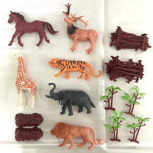 โมเดลสัตว์ขนาดเล็กรูปวัวไก่โต๊ะทรายพื้นดินจำลองขนาดมินิโอเชียน <span class=keywords><strong>Megalodon</strong></span> ฉลามขาว - Product Image 1