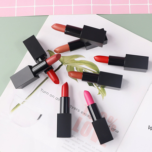 Rossetto Magnetico Cremoso Opaco Impermeabile Personalizzato con LOGO, Private Label, Cruelty-Free e Vegano, Colori Nude, Rosa, Viola, Rosso, Marrone - Product Image 4