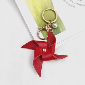 Porte-clés Petit Moulin à Vent en PU, Pendentif de Sac en Cuir Dessin Animé, Cadeau pour l'Année du Cheval, Vente en Gros Disponible - Product Image 2