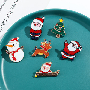 Broche <span class=keywords><strong>de</strong></span> Navidad con personalidad creativa, dibujos animados bonitos <span class=keywords><strong>de</strong></span> Papá Noel, <span class=keywords><strong>muñeco</strong></span> <span class=keywords><strong>de</strong></span> <span class=keywords><strong>nieve</strong></span>, insignia <span class=keywords><strong>de</strong></span> árbol <span class=keywords><strong>de</strong></span> Navidad, regalo conmemorativo <span class=keywords><strong>de</strong></span> Metal grabado - Product Image 4