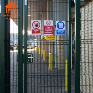 <span class=keywords><strong>รั้ว</strong></span><span class=keywords><strong>ลวดหนาม</strong></span>เคลือบพีวีซีแบบโค้ง 3 มิติ ขนาด 2.5*2.5 เมตร ลด<span class=keywords><strong>ราคา</strong></span>พิเศษ สำหรับ<span class=keywords><strong>รั้ว</strong></span>คุก <span class=keywords><strong>รั้ว</strong></span>สนามบิน และรั้วคิว - Product Image 1