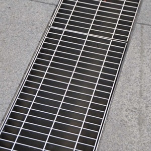 Rejilla de malla soldada moderna para exteriores, rejilla de drenaje de agua, cubierta de alcantarilla con diseño elegante y proceso de soldadura - Product Image 6