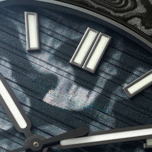 นาฬิกาข้อมือผู้ชายรุ่น All Carbon Fiber 5711 แบบกลไก ดีไซน์เปลือกหอยเกลียวสุดหรู น้ำหนักเบาพิเศษ - Product Image 4