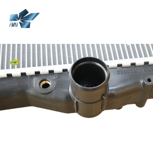 หม้อน้ำ OEM 223561 สำหรับรถยนต์มาเซราติ ควอตโตรปอร์เต้ และ กรันทูริสโม่ เครื่องยนต์ 4.2 - Product Image 6