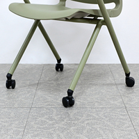 Chaise de conférence empilable avec roulettes silencieuses, dossier ergonomique, structure en PP, pliable et emboîtable