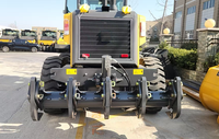Niveleuse à moteur 215HP GR215, largeur de lame 3,97m, niveleuse routière à vendre