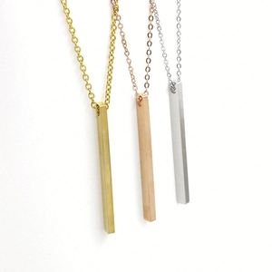Collar de cadena larga y delgada con colgante rectangular de titanio y acero inoxidable, en forma de barra, para hombres y mujeres - Product Image 3