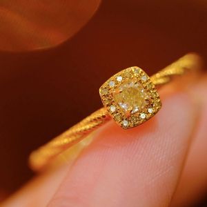 Bague de fiançailles Xinfly avec diamant taille coussin de 0,2 ct, monture en or 18 carats à griffes, pour anniversaire - Product Image 2