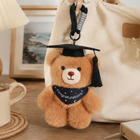 Porte-clés en peluche ours de graduation 15 cm, doux et rembourré, personnalisable OEM ODM, vente en gros, cadeau pour cérémonie de remise des diplômes