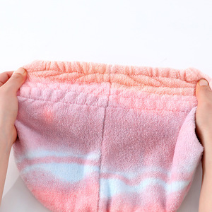 <span class=keywords><strong>Bonnet</strong></span> <span class=keywords><strong>de</strong></span> séchage en microfibre super absorbant pour femmes épaissi imprimé couleurs arc-en-ciel serviette <span class=keywords><strong>de</strong></span> douche à séchage rapide pour cadeau <span class=keywords><strong>de</strong></span> plage - Product Image 5