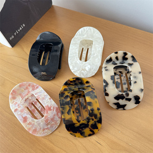 Fermacapelli a Forma di Tartaruga con Fibbia Rotonda Curva e Pieghevole 10cm Accessori per Capelli in Acetato - Product Image 2