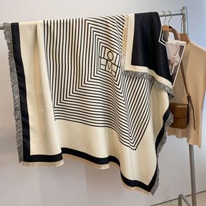 Scialli di Cashmere invernali quadrati di 128cm di moda 130 di moda nuovi stilisti sciarpe di Pashmina a righe bianche e nere per mantelle da <span class=keywords><strong>donna</strong></span> - Product Image 2