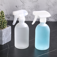 Ensemble de coffret cadeau de 500ml de savon à vaisselle rond vide pour lavage des mains en silicone flacon pulvérisateur en verre avec pulvérisateur à gâchette