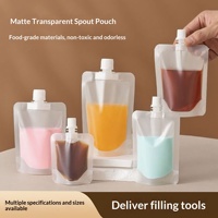 Pochettes à bec verseur transparentes givrées de qualité alimentaire jetables de 30 ml, 50 ml et 300 ml pour l'emballage de liquides tels que le café, le jus et le cold brew