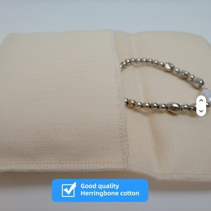 Sacs en coton naturel personnalisés 7x7cm 10x10cm 12x12cm, sacs à poussière pour cadeaux avec logo personnalisé, pochettes d'emballage pour bijoux moins chères - Product Image 3