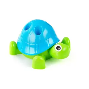 Novo design bonito plástico colorido tartaruga forma 4 furos apontador de lápis