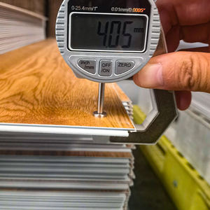 แผ่นกระดานไวนิลพื้นกันน้ำได้หรูหรา4 5 <span class=keywords><strong>6</strong></span>มม - Product Image 6