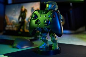 Gamepad <b>Controller</b> <b>Stand</b> Hot Item <b>Controller</b> Mobile Phone Holder in St-War Design Best Gift for Kid <b>Stand</b> Handle - Product Image 3