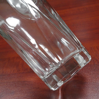 Fournisseur de bouteilles de liqueur XO en verre de 70 cl avec décalcomanie électro-plaquée