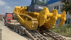 รถดันดิน Shantui SD22 สีเหลือง มือสอง พร้อมเครื่องยนต์ Cummins แขนไฮดรอลิก ใบมีดขนาด 4 เมตร สำหรับงานดันดิน - Product Image 6