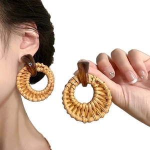 <span class=keywords><strong>Retro</strong></span> phóng đại hình học Thông tư mây Bông tai dài bằng gỗ nối tre mây cỏ dệt bông tai - Product Image 2