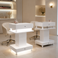 Séchoir à Ongles Professionnel avec 8 Ventilateurs Intégrés et 8 Lumières LED – Style Minimaliste Moderne pour Studio de Manucure et Entreprise