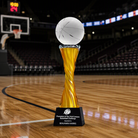 Trophée de basket-ball en cristal personnalisé Noble Manufacturer avec colonne torsadée pour les récompenses MVP