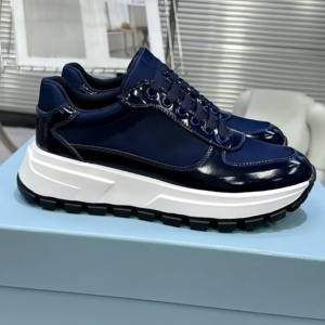 Zapatillas de cuero vintage de alta calidad para hombre, transpirables, con malla, para caminar, para exteriores, para skate, en color negro. - Product Image 2