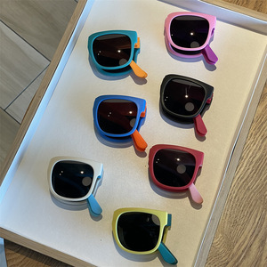 Kids Foldable Polarized <b>Sunglasses</b> Square Frame Portable UV400 Protection Children <b>Sunglasses</b> With Storage Case - Product Image 2