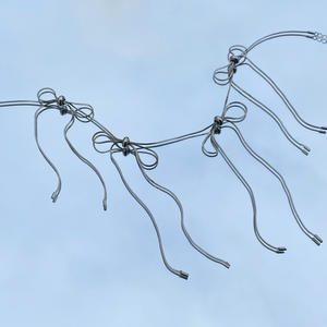 Collier pendentif arc tissé pour femme Uionen 1421 Style tendance avec chaîne à maillons en laiton et conception de nœud - Product Image 5