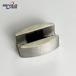 Kit de porte coulissante en acier moderne Selivo pour salle de bain, quincaillerie, ensemble de fixation pour salle de douche, système de porte coulissante pour douche - Product Image 4