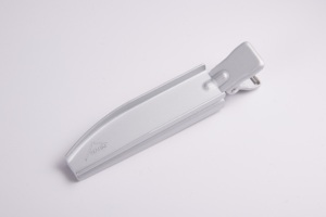 Outil de coiffage ultra-léger en aluminium à la mode coréenne, dents antidérapantes, clip volumateur, rehausseur de racines, protection thermique, style simple - Product Image 4