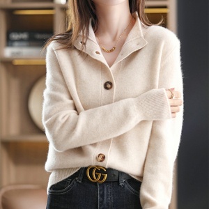 Cardigan <span class=keywords><strong>in</strong></span> <span class=keywords><strong>Cashmere</strong></span> semplice personalizzato OEM/ODM maglione lavorato a bottone cappotto Cardigan con collo alto da <span class=keywords><strong>donna</strong></span> ampio - Product Image 4