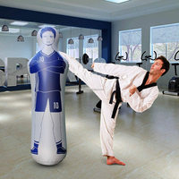 Gardien de but coup de pied défenseur formation gonflable Football Football factice poinçonnage boxe humain factice