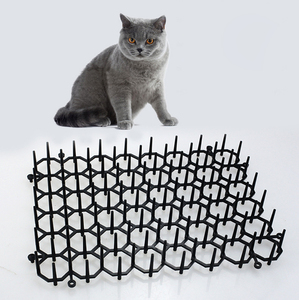 Tapis dissuasif pour chats Tapis à excréments pour chats avec pointes Répulsif pour chats Meubles d'intérieur Clôture de jardin extérieure Barrière pour animaux - Product Image 1