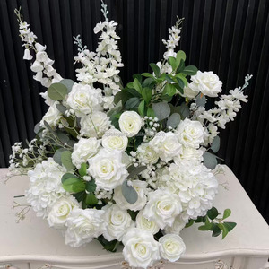 EG-S281 Moderna Decoración Floral Artificial para Bodas, Camino de Rosas Blancas y Hortensias, Arco Roto, Decoración de Altar - Product Image 5