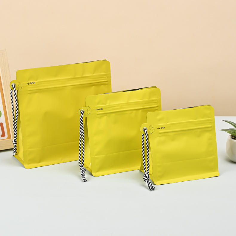 สีเหลือง