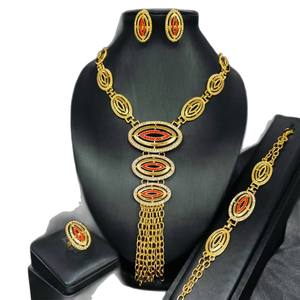 महिलाओं के 24k गोल्ड प्लेटेड पार्टी की शादी के गहने सेट बोहो टासेल के फैशन ब्रेसलेट के फैशन ब्रेसलेट - Product Image 5