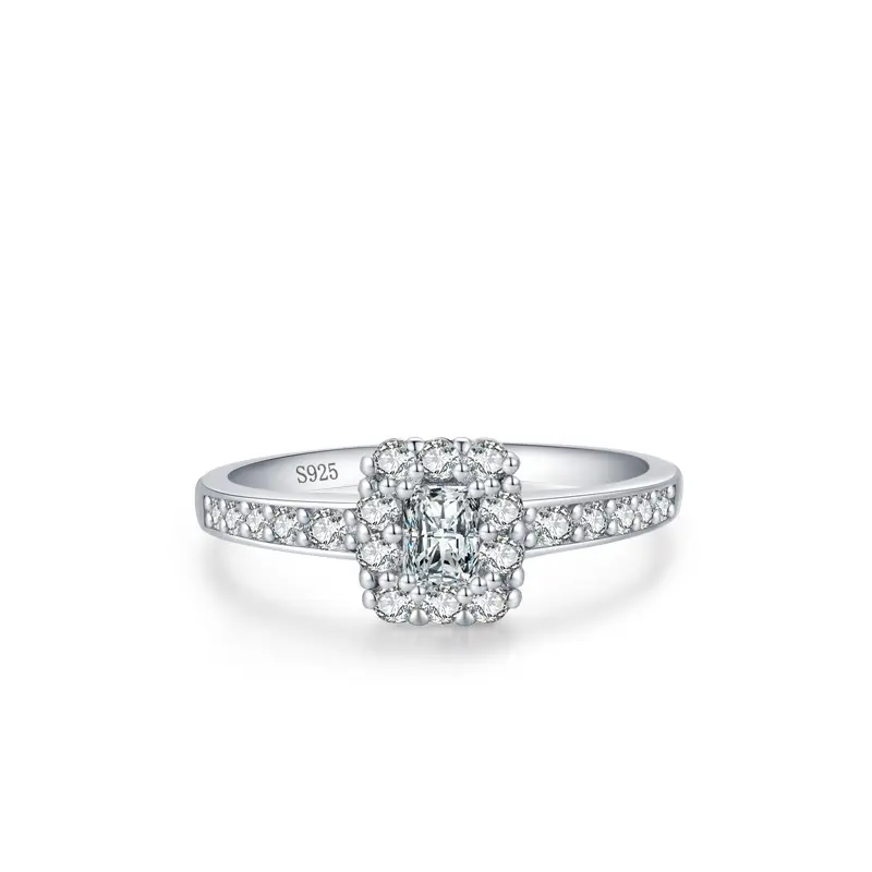 Bagues en diamant personnalisées pour femmes Bague de fiançailles de luxe en argent sterling 925 avec zircon classique